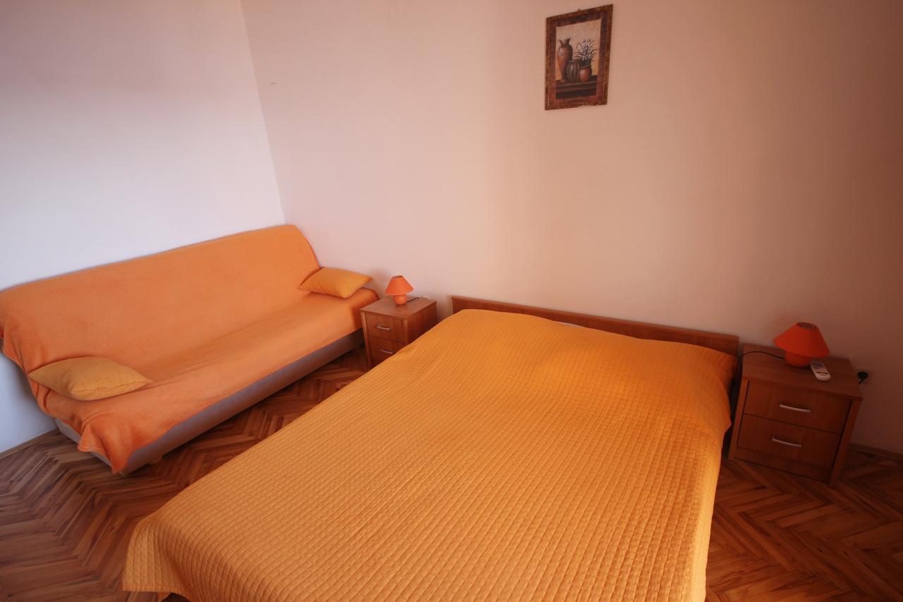 Apartments Njaco Ražanac 外观 照片