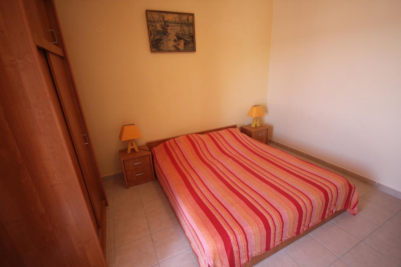 Apartments Njaco Ražanac 外观 照片