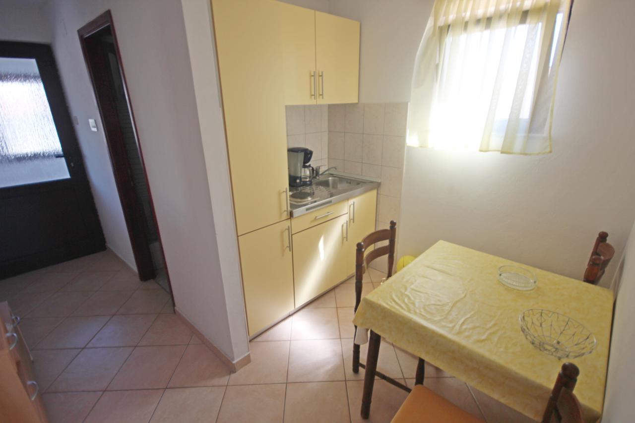 Apartments Njaco Ražanac 外观 照片