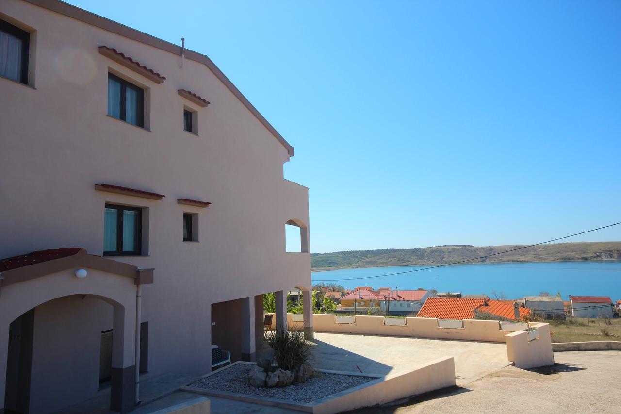 Apartments Njaco Ražanac 外观 照片